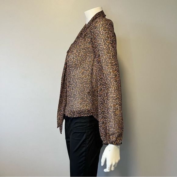 H&M abstract print tie front sheer blouse in size US 2 orange black tan, brown - Picture 6 of 7